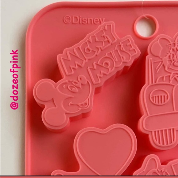 DISNEY MICKEY & DONALD DUCK SILICONE MOLD - Picture 6 of 8